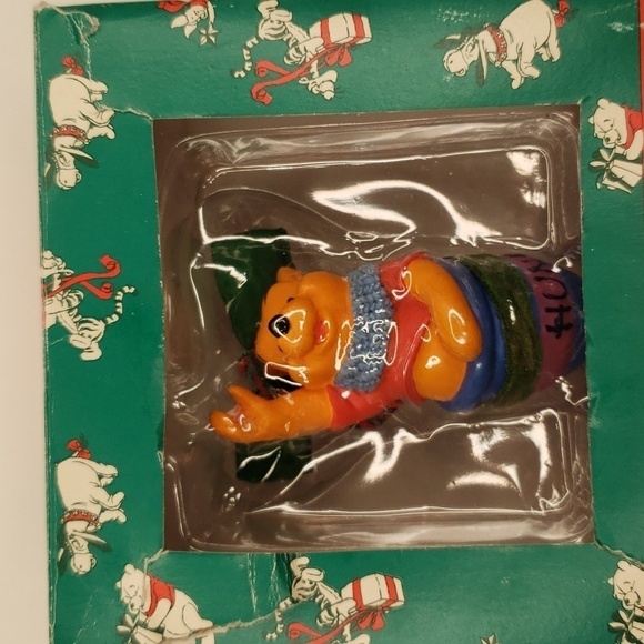 Vintage Disney Store Winnie the Pooh Christmas ornament - Picture 2 of 5